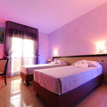 Grand Hotel Paradiso カタンザーロ 部屋 写真