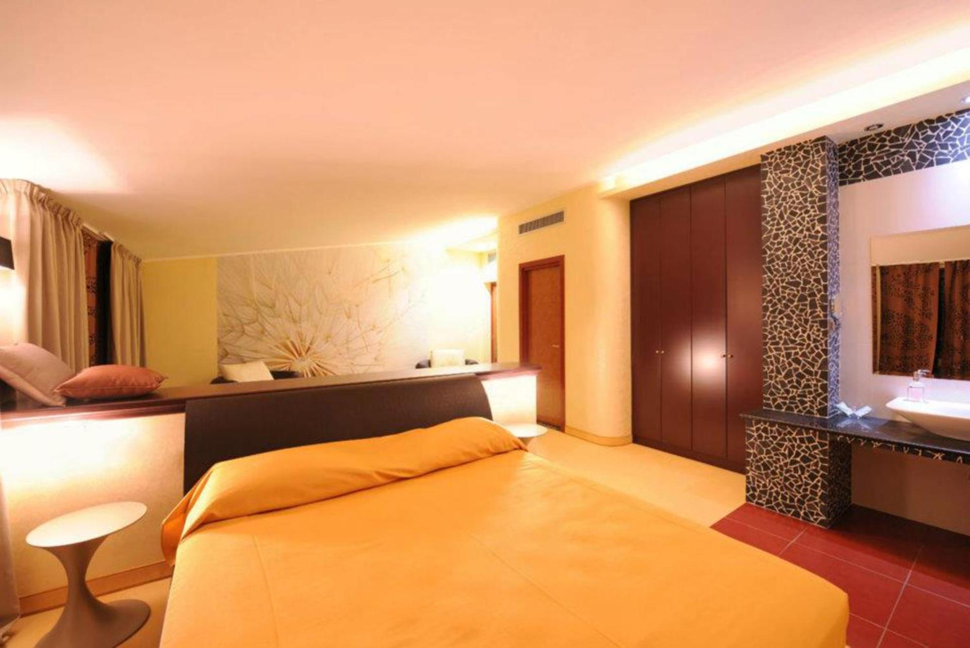 Grand Hotel Paradiso カタンザーロ 部屋 写真