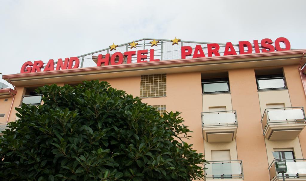 Grand Hotel Paradiso カタンザーロ エクステリア 写真